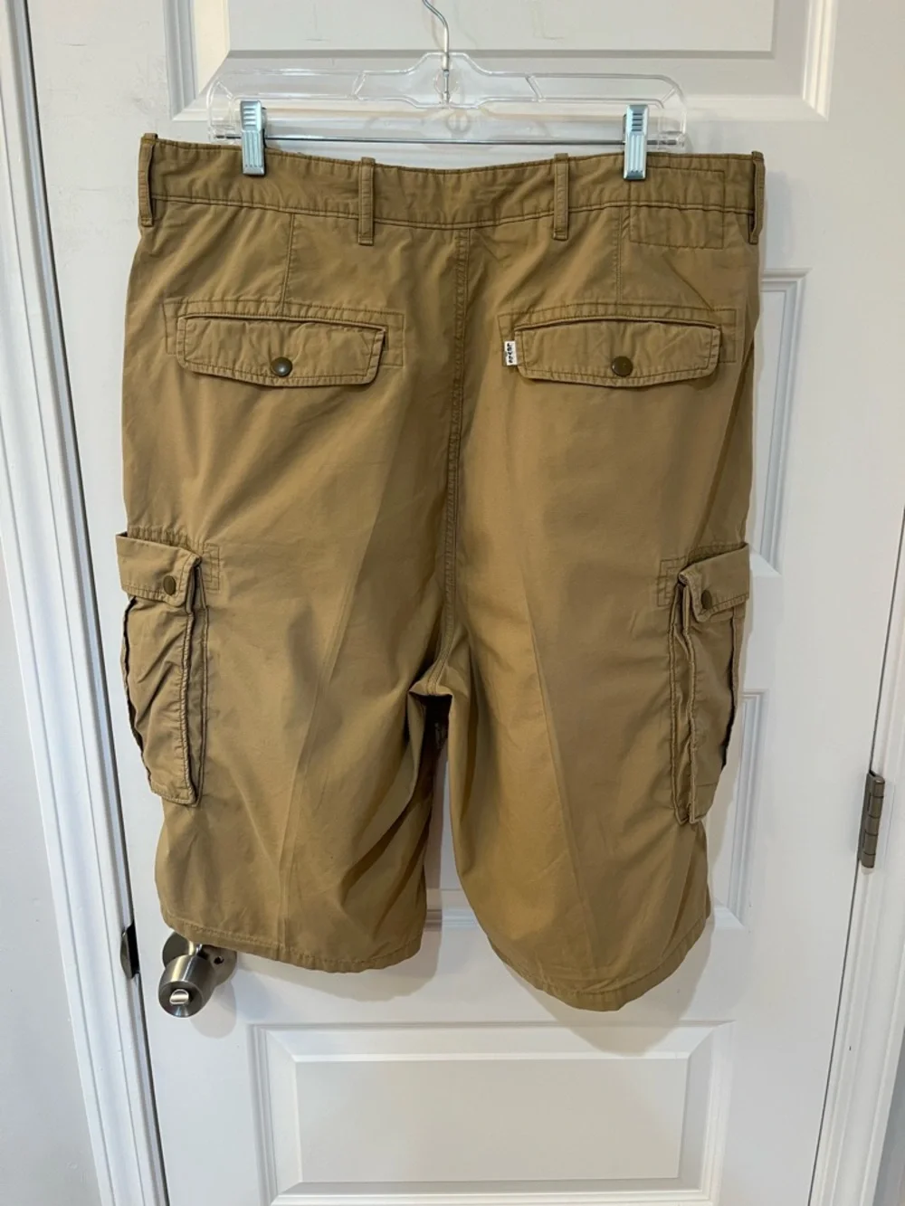 Levi Strauss Men’s Tan Cargo Shorts Utility Baggy Casual Outdoor Size 38
